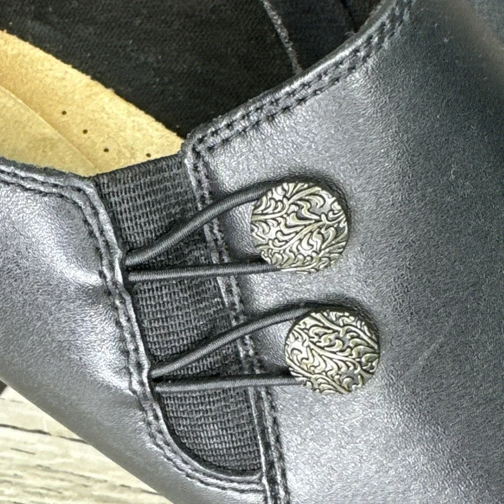 Clarks Emslie Warren Women Size 10 Black Leather Booties Ankle Shoes Heel